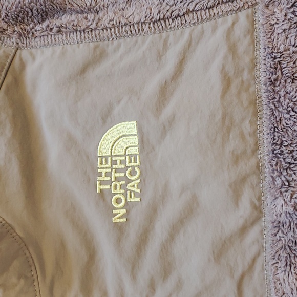 The North Face Kids Full Zip Fuzzy Jacket - Picture 2 of 11